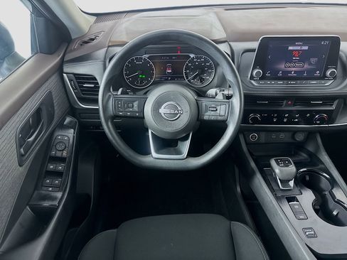 Used 2023 Nissan Rogue S FWD image 20