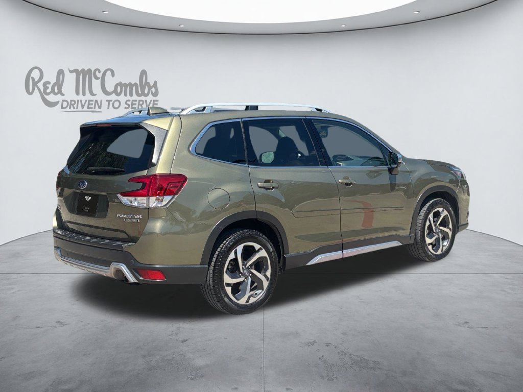 Used 2023 Subaru Forester Touring AWD/4WD image 6