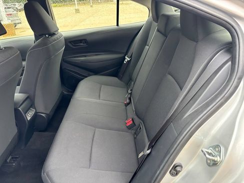 Used 2025 Toyota Corolla LE FWD image 20