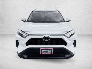 Used 2025 Toyota RAV4 XLE video 2