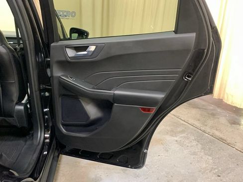 Used 2024 Ford Escape ST-Line w/ Tech Pack #1 AWD/4WD image 13