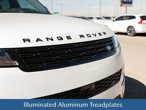 Used 2024 Land Rover Range Rover Sport SE image 10