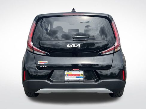New 2025 Kia Soul S image 4