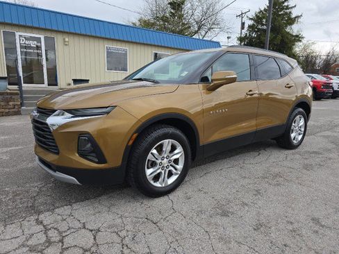 Used 2019 Chevrolet Blazer LT image 2