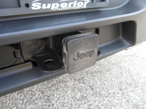 Used 2016 Jeep Cherokee Latitude w/ Trailer Tow Group AWD/4WD image 35