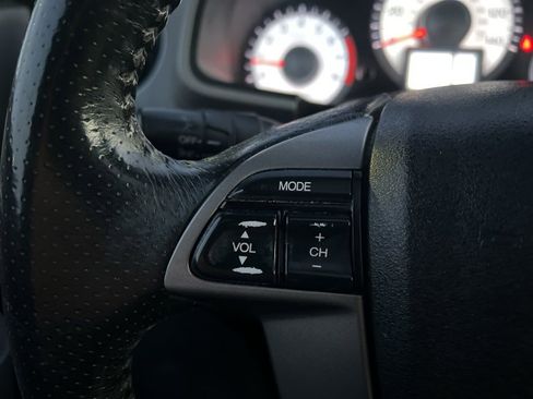 Used 2011 Honda Pilot EX-L image 17