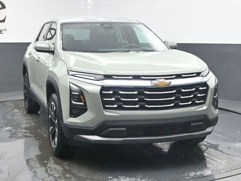 New 2026 Chevrolet Equinox LT FWD image 27