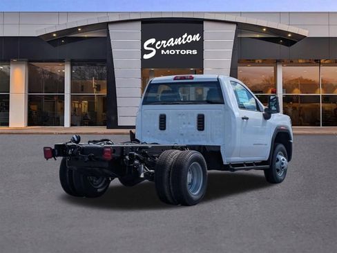 New 2026 GMC Sierra 3500 Pro w/ Fleet Convenience Package AWD/4WD image 5