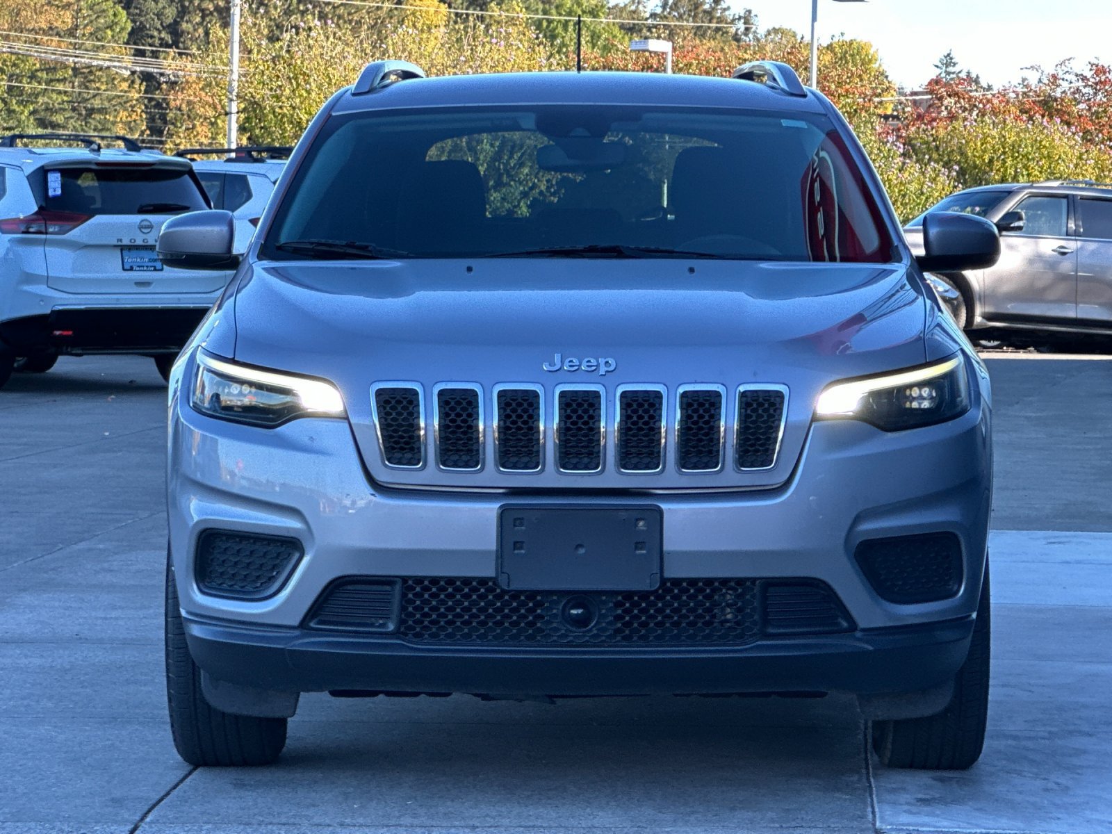 Used 2021 Jeep Cherokee Latitude AWD/4WD image 9