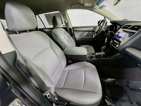 Used 2019 Subaru Outback 2.5i Premium AWD/4WD image 26