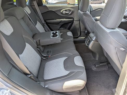 Used 2016 Jeep Cherokee Sport AWD/4WD image 21