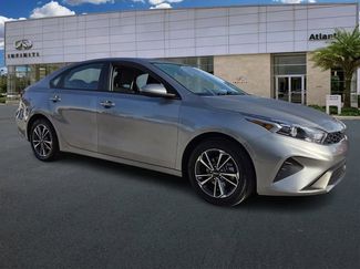 Used 2024 Kia Forte LXS video 2