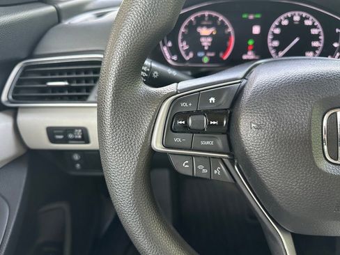 Used 2019 Honda Accord LX image 17