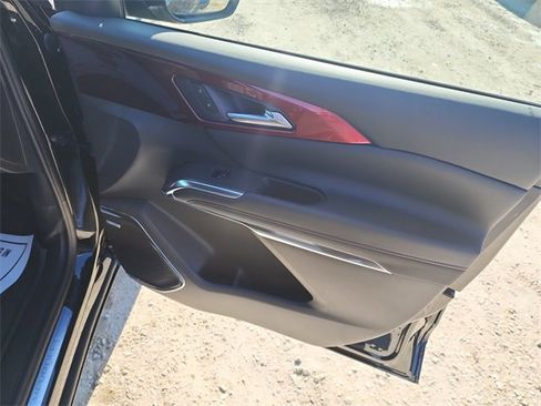 New 2026 Chevrolet Traverse RS w/ LPO, Floor Liner Package image 12