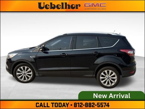 Used 2018 Ford Escape Titanium FWD image 9
