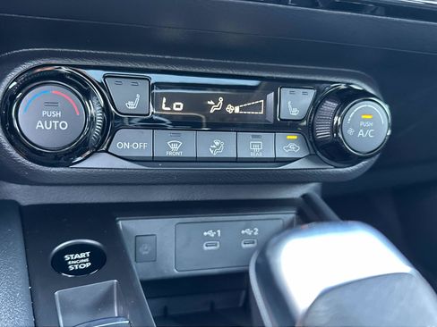 New 2026 Nissan Kicks SV w/ SV Premium Package image 33