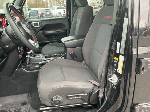 Used 2023 Jeep Gladiator Rubicon w/ Cold Weather Group image 12