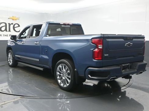 Used 2024 Chevrolet Silverado 1500 High Country w/ High Country Premium Package AWD/4WD image 34