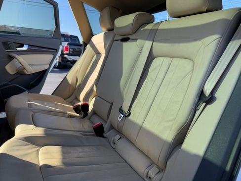 Used 2018 Audi Q5 2.0T Premium w/ Premium Plus Package image 17