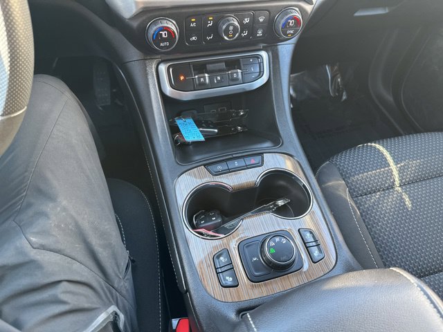 Used 2023 GMC Acadia SLE w/ Driver Convenience Package AWD/4WD image 26