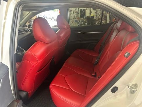 Used 2022 Toyota Camry XSE w/ Navigation Package FWD image 16