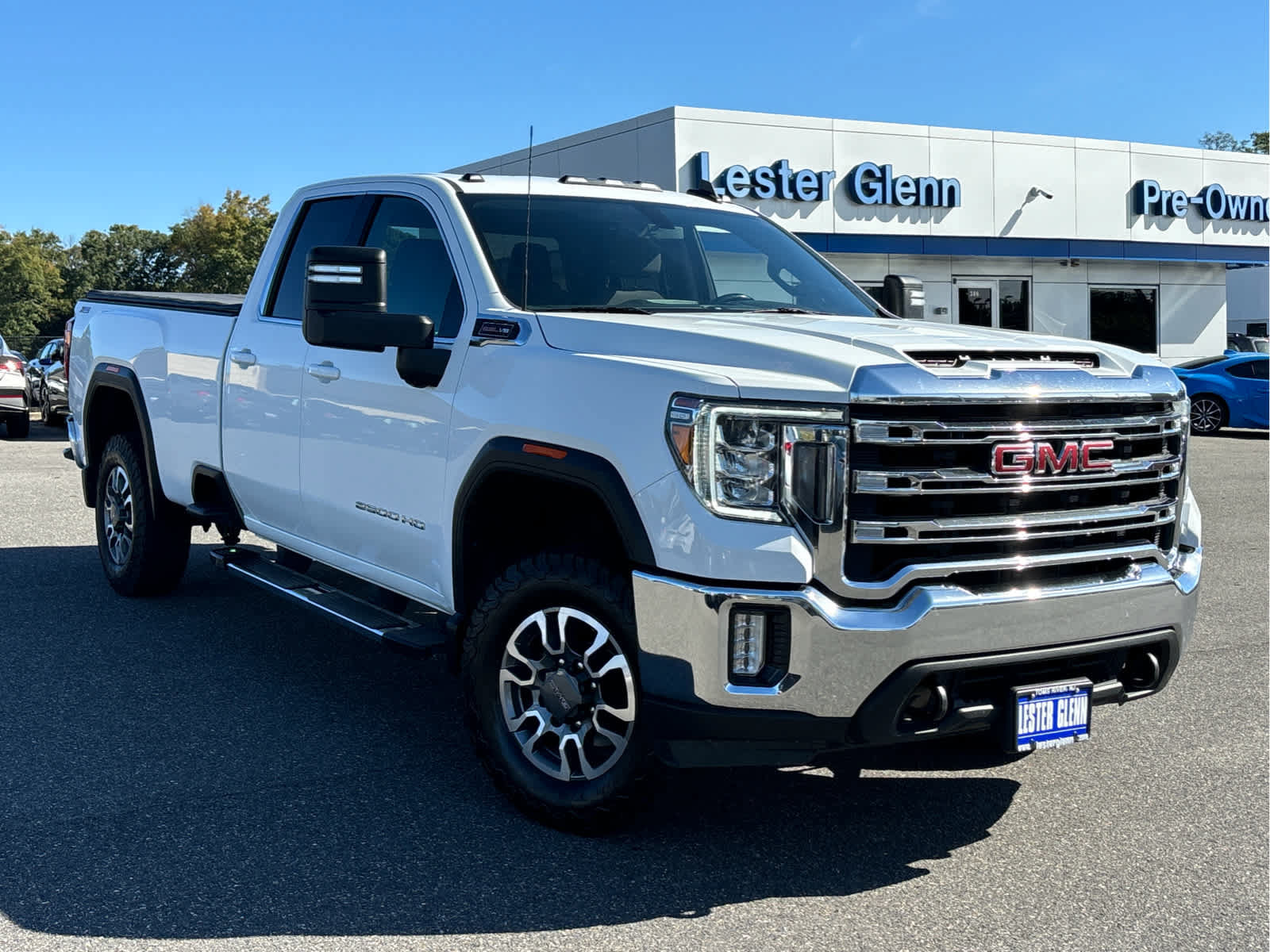 Used 2022 GMC Sierra 2500 SLE w/ SLE Convenience Package AWD/4WD image 2