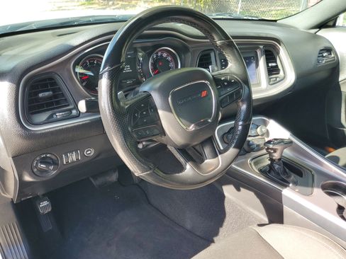 Used 2022 Dodge Challenger R/T image 15