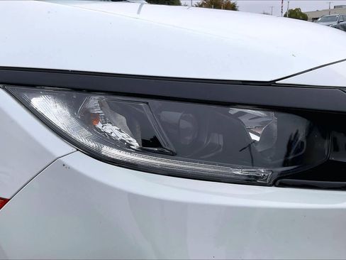 Used 2020 Honda Civic Sport image 28