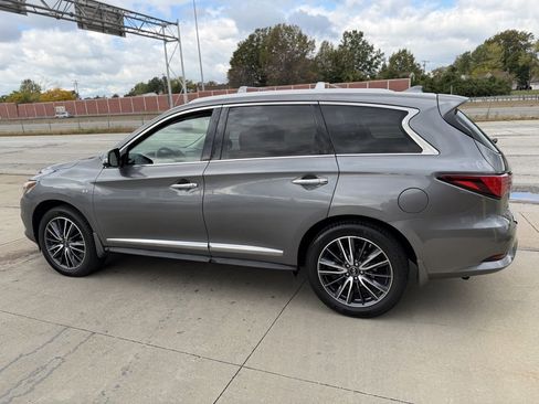 Used 2019 INFINITI QX60 Luxe w/ Sensory Package image 8