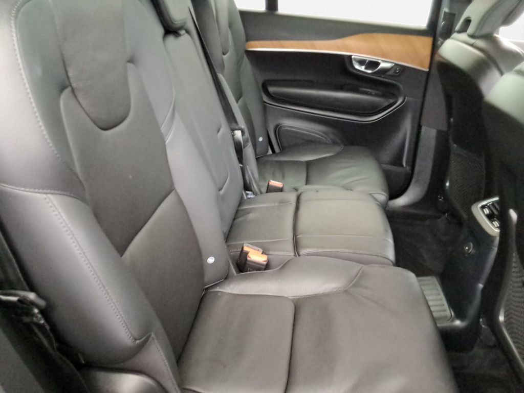 Used 2023 Volvo XC90 T8 Plus AWD/4WD image 13