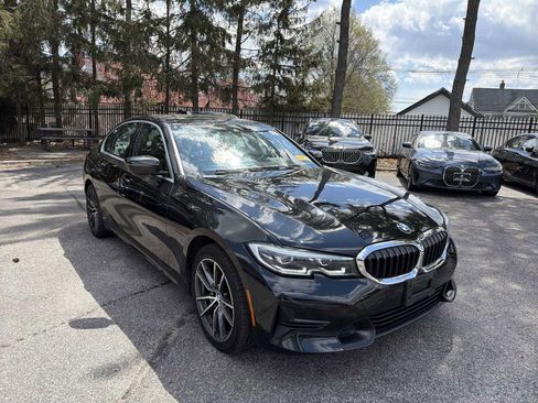 Used 2021 BMW 330i xDrive Sedan w/ Premium Package AWD/4WD image 7