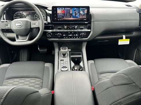 New 2026 Nissan Pathfinder SV image 16