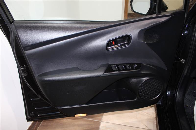 Used 2020 Toyota Prius Prime XLE FWD image 26