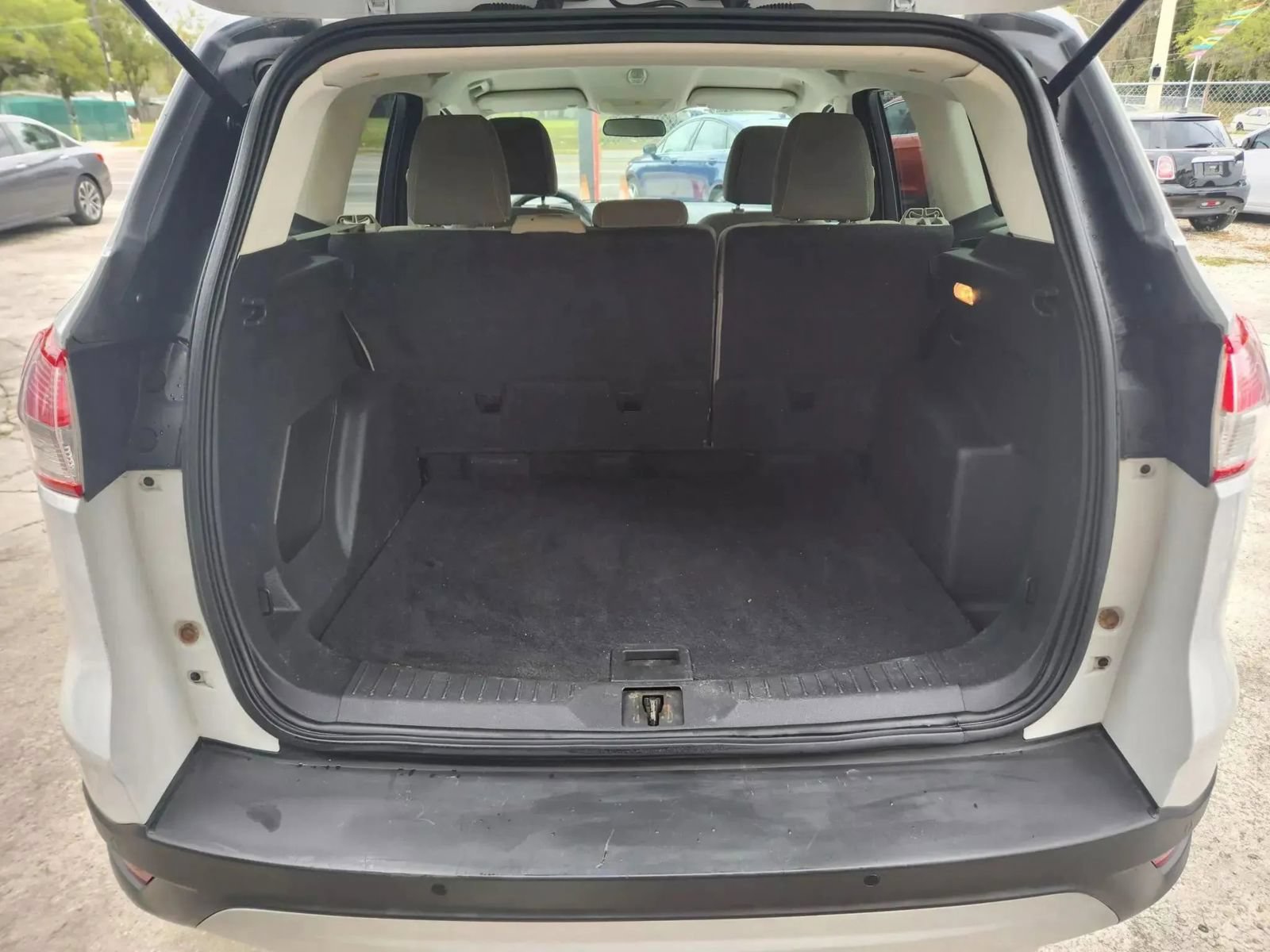Used 2013 Ford Escape SE FWD image 13