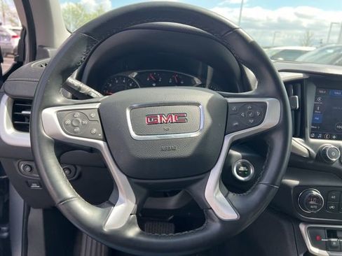 Used 2023 GMC Terrain SLT image 13