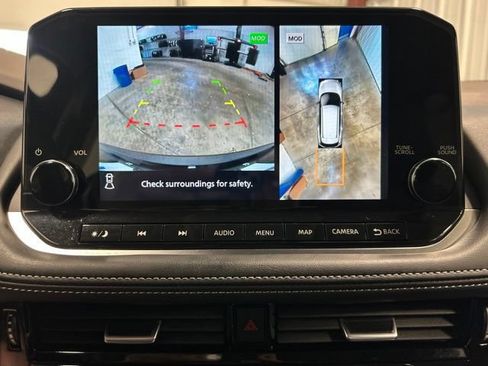 Used 2023 Nissan Rogue SL w/ SL Premium Package AWD/4WD image 32