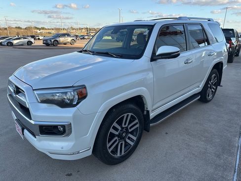 Used 2023 Toyota 4Runner Limited image 3
