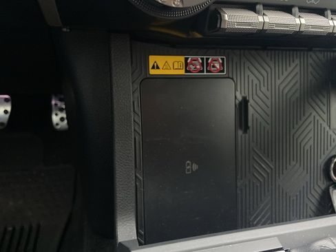 Used 2025 Toyota Tacoma TRD Sport image 34