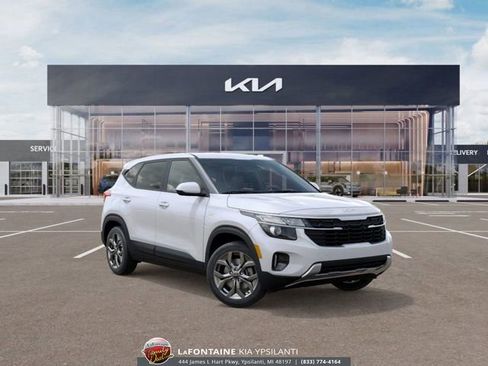 New 2026 Kia Seltos LX AWD/4WD image 8