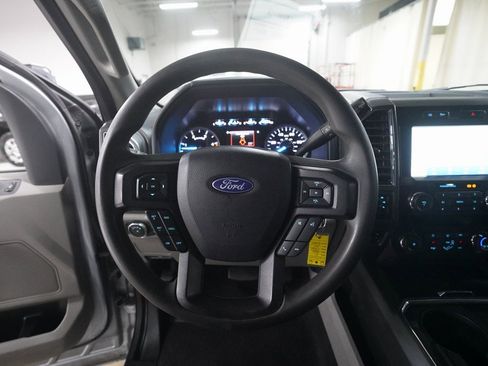 Used 2021 Ford F350 XLT w/ XLT Premium Package image 4