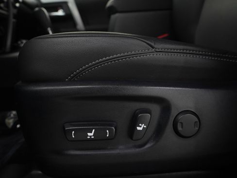 Used 2019 Toyota 4Runner SR5 image 24