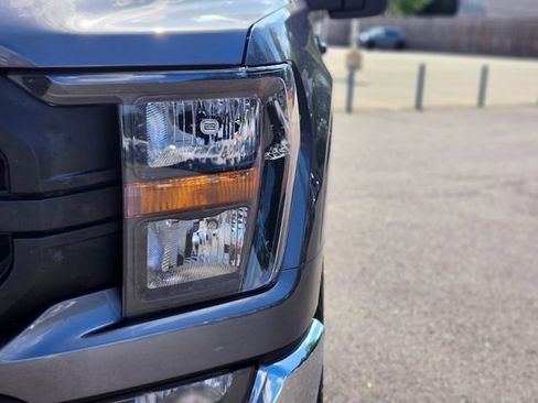 Used 2023 Ford F150 XL w/ XL Chrome Appearance Package AWD/4WD image 10