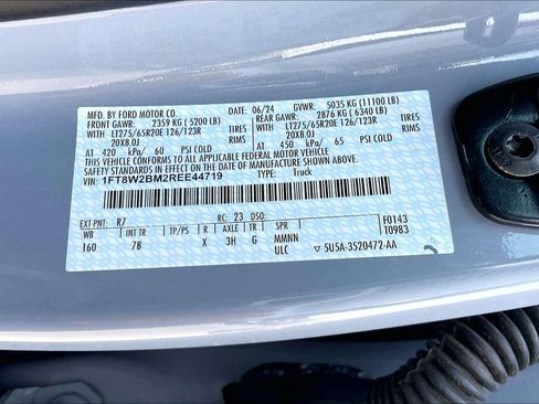 Used 2024 Ford F250 Platinum image 22