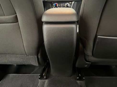Used 2025 Chevrolet TrailBlazer LT AWD/4WD image 21