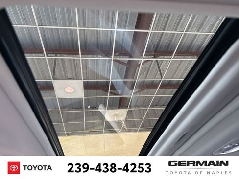 Used 2023 Subaru Crosstrek 2.0i Premium image 13