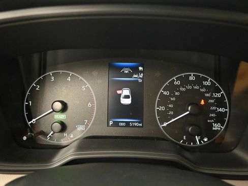 Used 2024 Toyota Corolla LE image 9