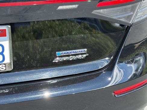 Used 2023 Honda Accord Sport image 11