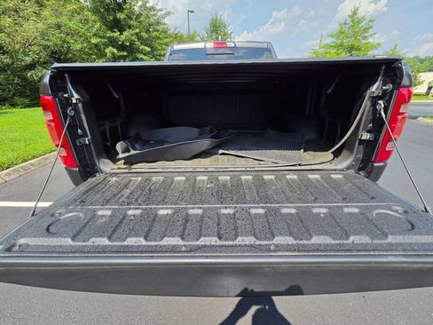 Used 2022 RAM 1500 Laramie w/ Sport Appearance Package AWD/4WD image 31