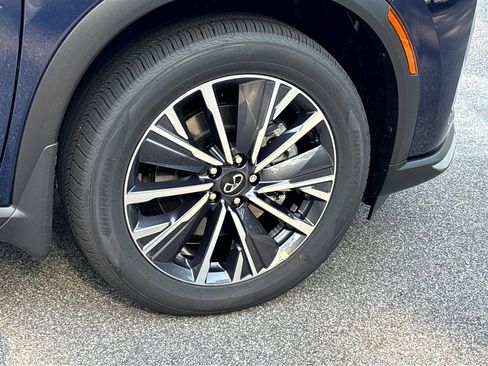 New 2026 INFINITI QX60 Luxe w/ Cargo Package FWD image 32
