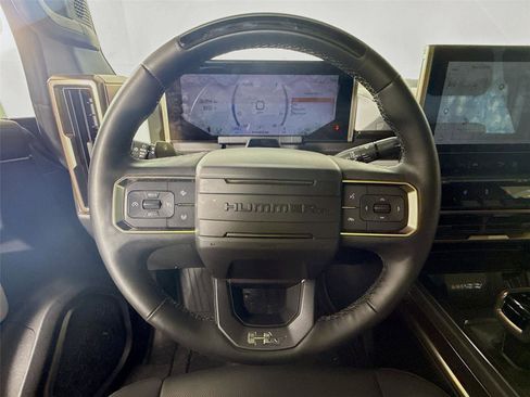 Used 2025 GMC Hummer EV 2X w/ LPO, Sport Package image 7